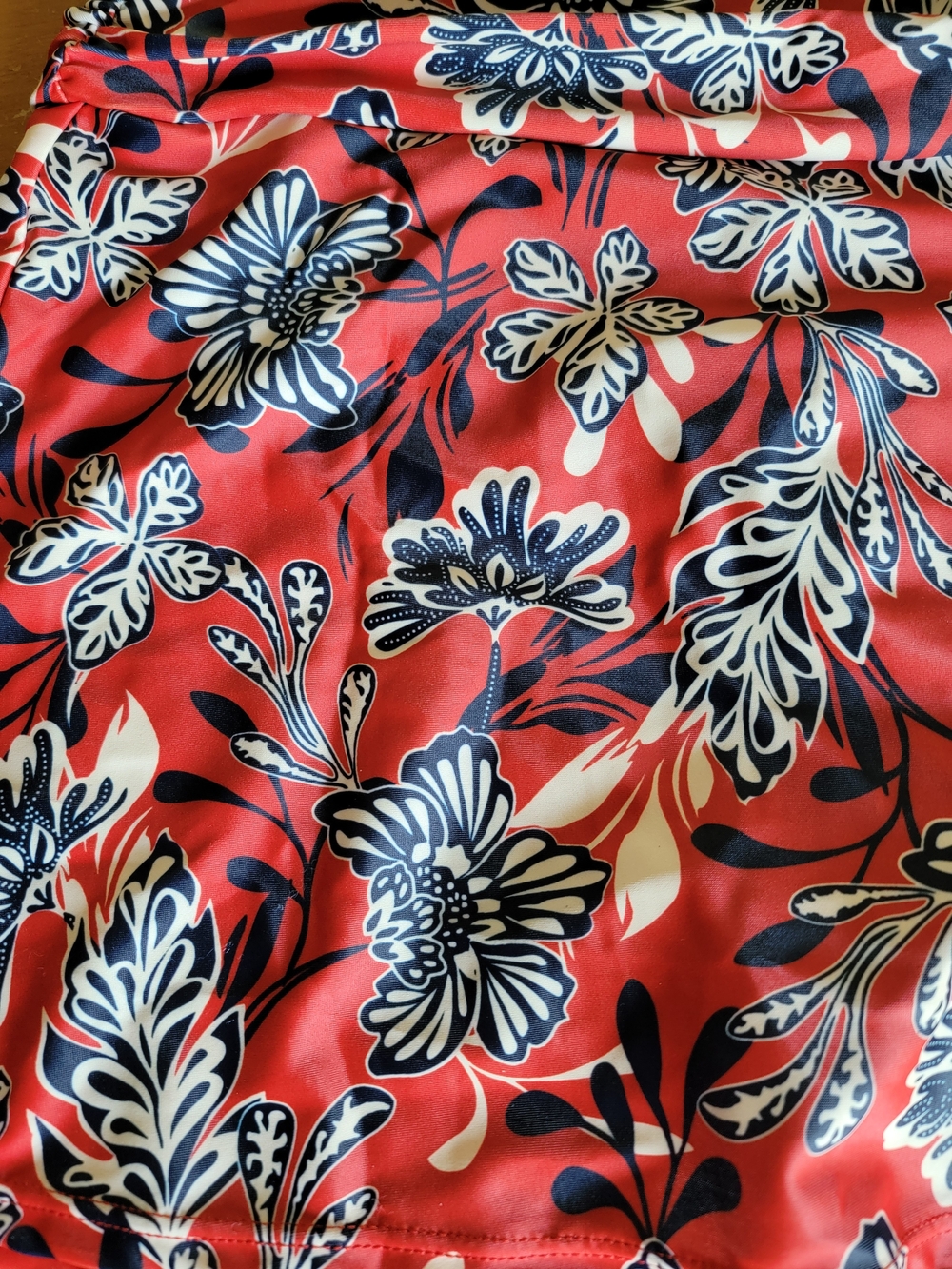 Red White And Blue Floral Tankini Top and Swim Skirt Set Size S NWT - Picture 2 of 13